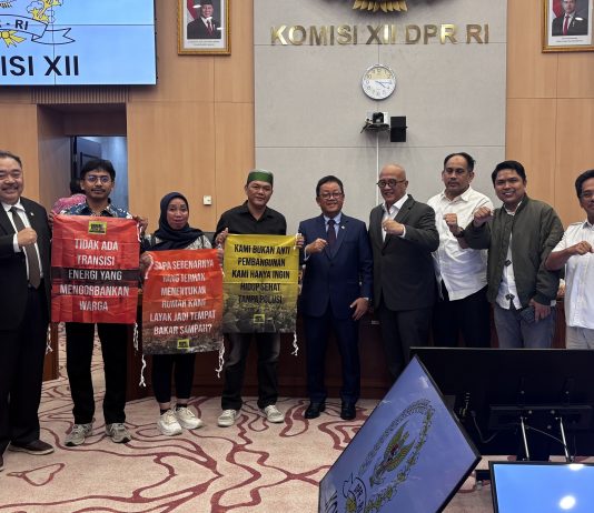 Geruduk Jakarta: Warga Tamalanrea Dan WALHI Desak Komisi XII DPR RI Dan Kementerian LH Batalkan Pembangunan Psel/Pltsa Makassar