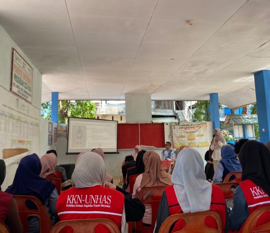 Melalui Riset Aksi Partisipatif Berperspektif Feminis (FPAR), WALHI Sulsel Suarakan Penolakan Reklamasi Untia dan Ketimpangan Akses Air Bersih Warga